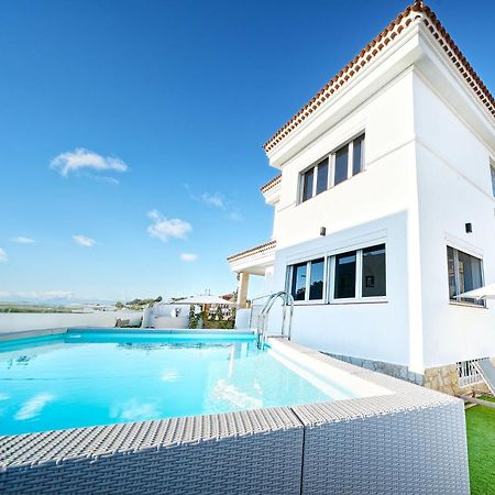 Villa Laravi By Maspalomas Holiday Villas Meloneras Bagian luar foto