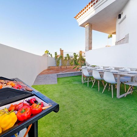 Villa Laravi By Maspalomas Holiday Villas Meloneras Bagian luar foto