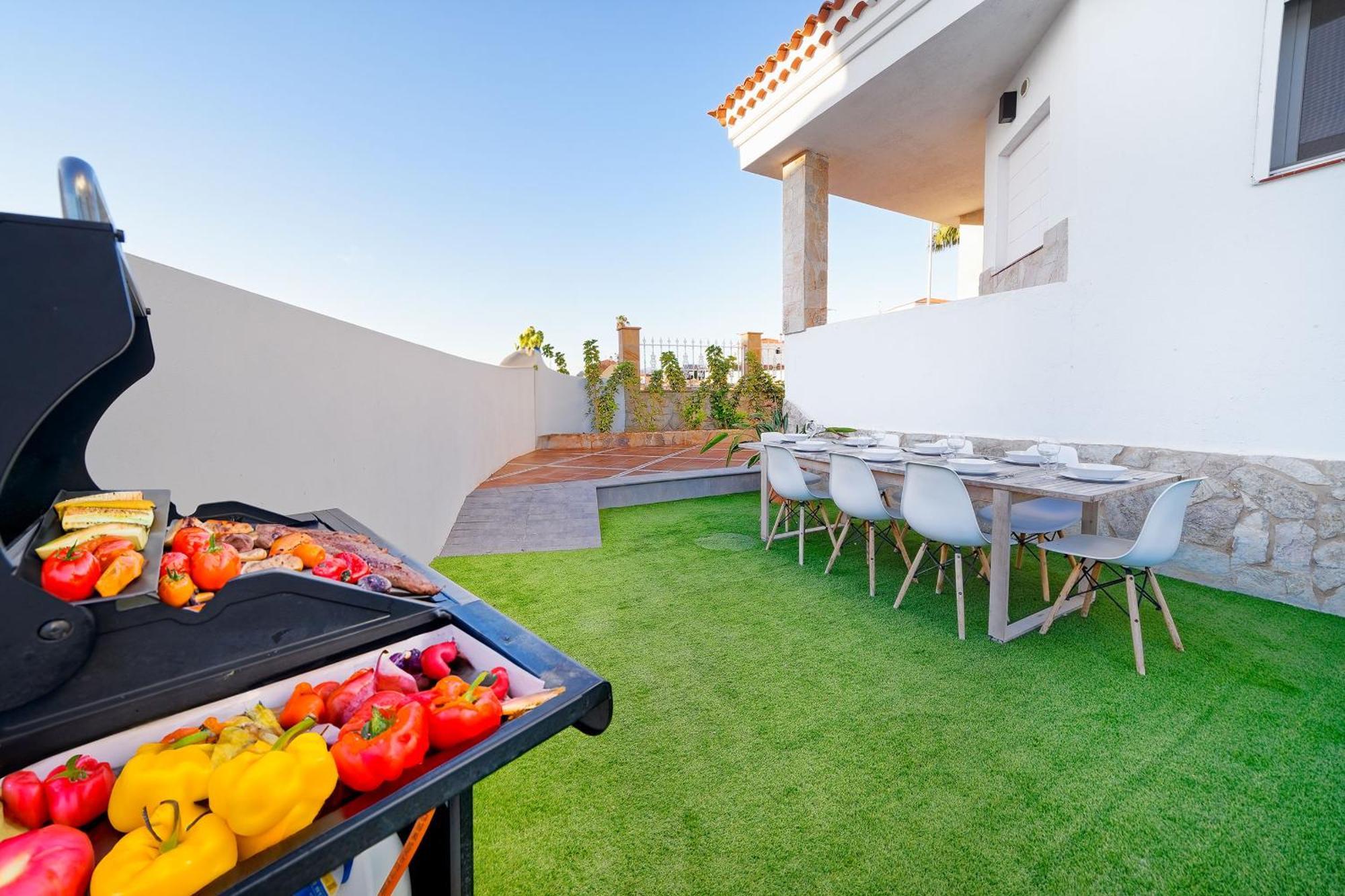 Villa Laravi By Maspalomas Holiday Villas Meloneras Bagian luar foto
